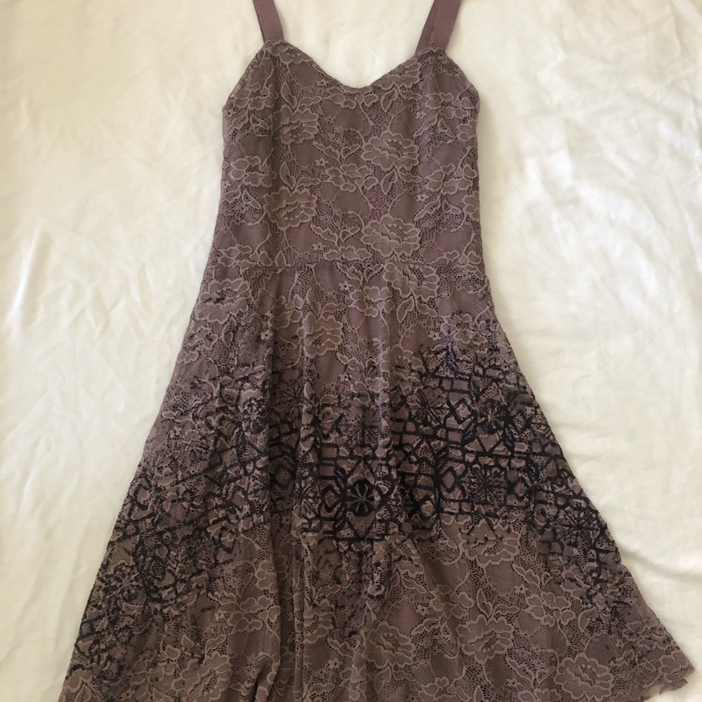 Dress - Picture 2 of 3